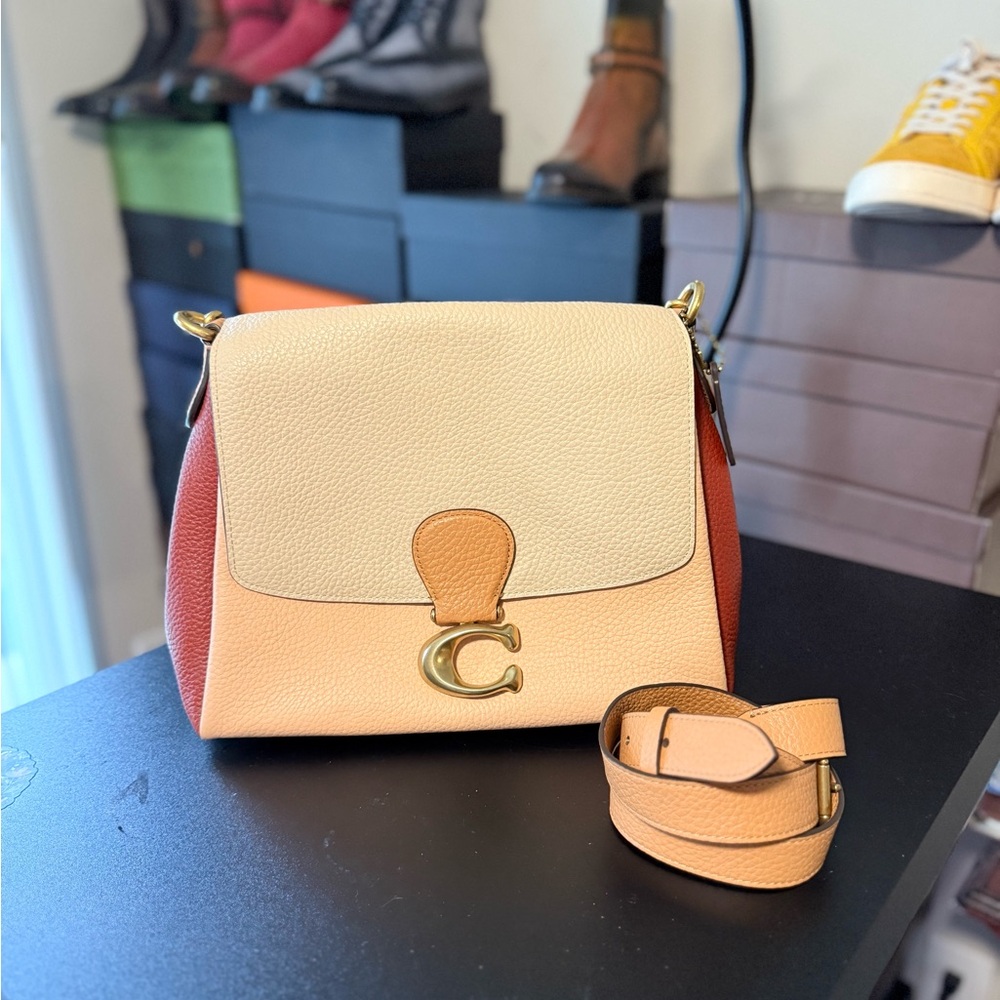 COACH May Shoulderbag in Colorblock - Picture 5 of 12
